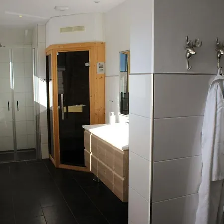 Haus Seeblick Modern Retreat 펜션 *