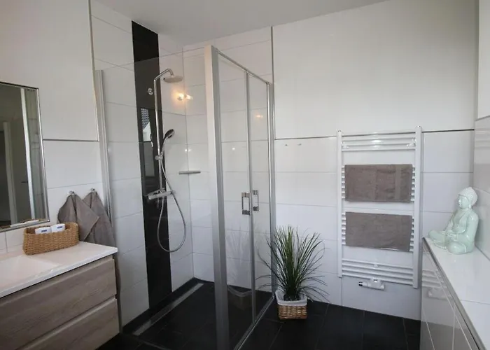 Feriehus Haus Seeblick Modern Retreat *